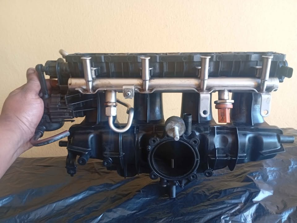 Audi intake manifold - Private Seller