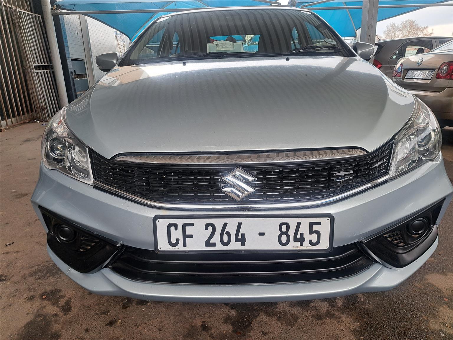 SUZUKI  1.5 SEDAN