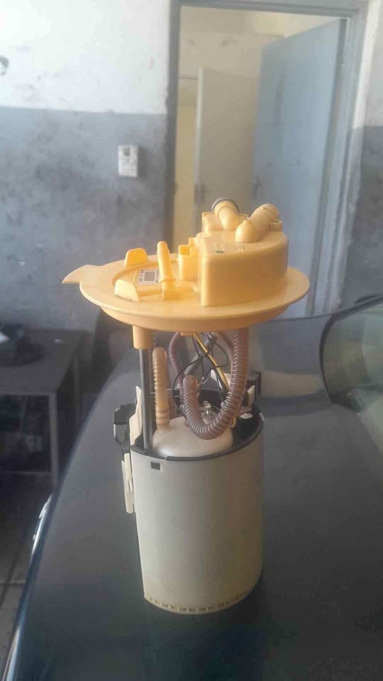 Volvo s60 edrive fuel pump - Private Seller