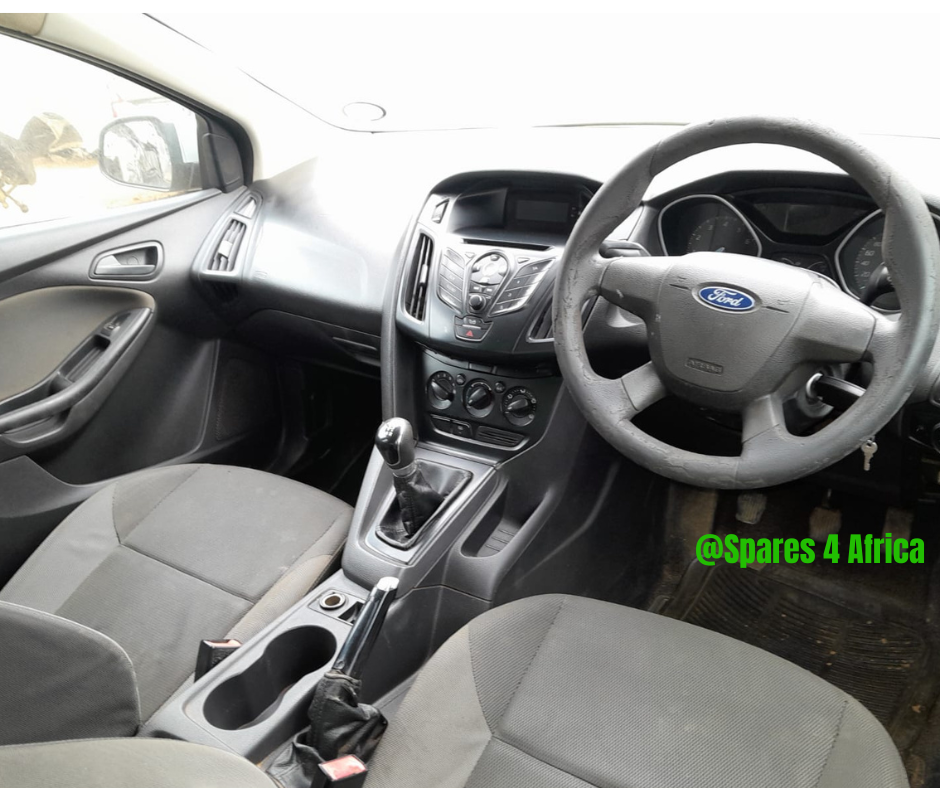2012 FORD FOCUS 1.6 PETROL / MANUAL - STRIPPING - Private Seller 2012 FORD FOCUS 1.6 PETROL / MANUAL - STRIPPING - Private Seller