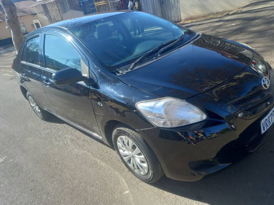 2008 Toyota Yaris T3 1.4 Petrol, Manual, Black ,91000kms