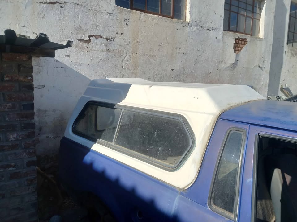 FORD BANTAM CVH STRIPPING FOR SPARES