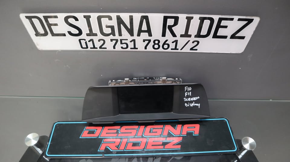 BMW F10 F11 RADIO/NAVIGATION DISPLAY SCREEN - Private Seller BMW F10 F11 RADIO/NAVIGATION DISPLAY SCREEN - Private Seller
