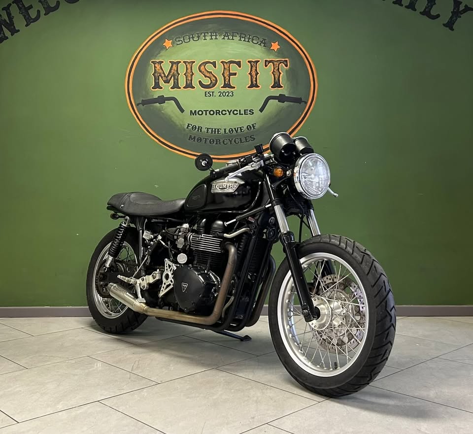Used Triumph Thruxton 900 - Private Seller Used Triumph Thruxton 900 - Private Seller
