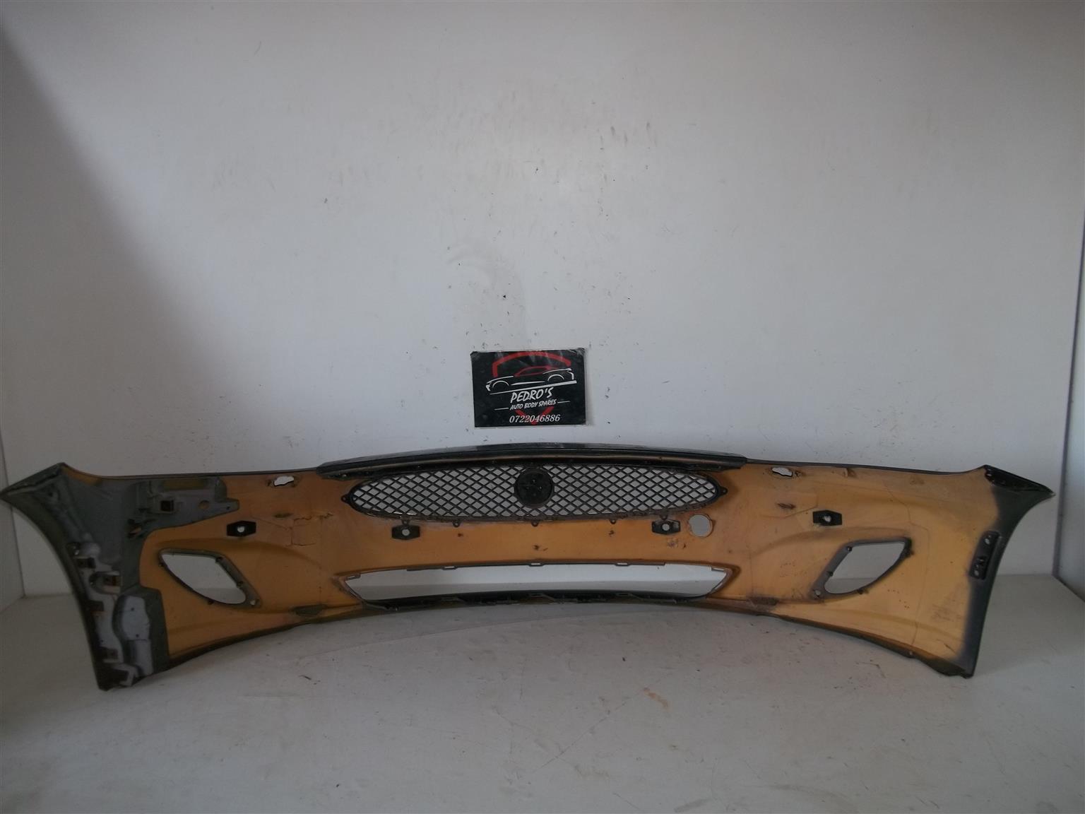 Jaguar XKR (X150) '06-'15 front bumper with grille - Private Seller