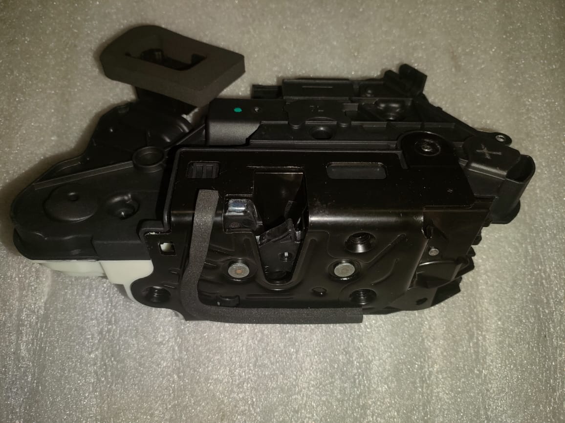 VW Golf 5 NEW door locks for sale - Private Seller VW Golf 5 NEW door locks for sale - Private Seller