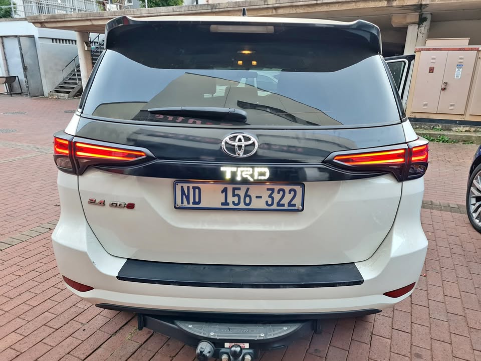 LED Tailgate panel for Toyota Fortuner - Private Seller LED Tailgate panel for Toyota Fortuner - Private Seller