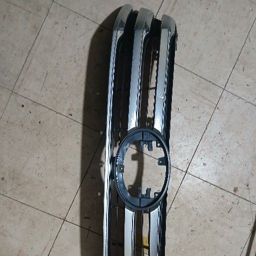 Toyota hilux gd6 grill - Private Seller Toyota hilux gd6 grill - Private Seller