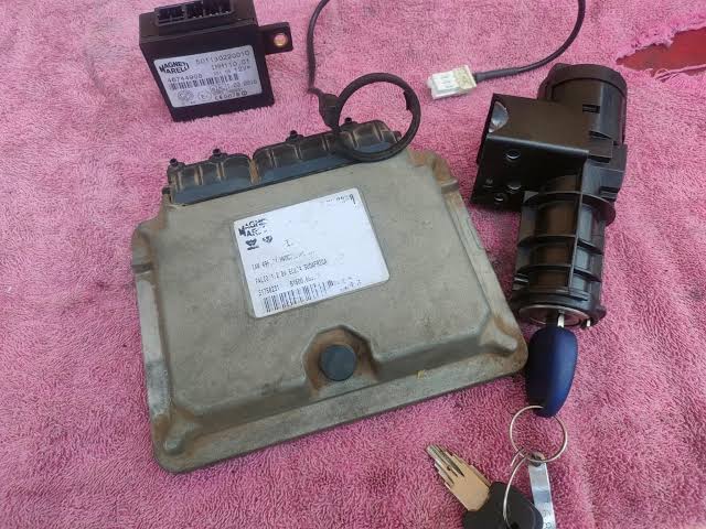 Fiat Palio 1.2 mpi Ecu Lockset - Private Seller