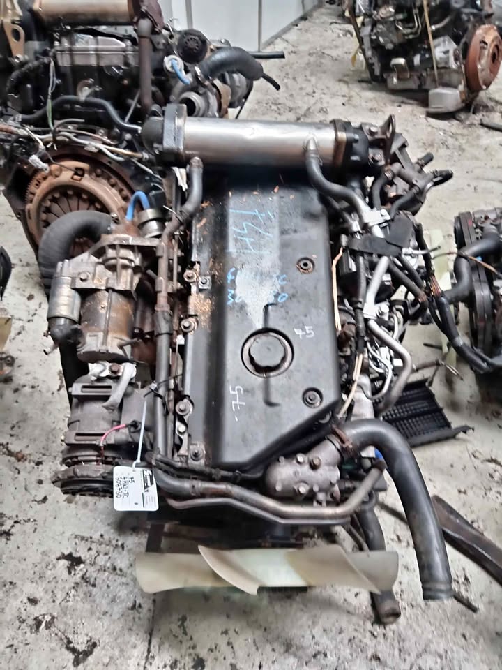 ISUZU 4HK1 TURBO ENGINES FOR SALE - Private Seller ISUZU 4HK1 TURBO ENGINES FOR SALE - Private Seller