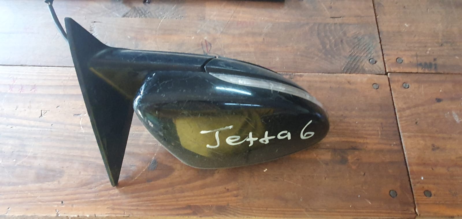 Vw Jetta 6 R/side door mirror - Private Seller