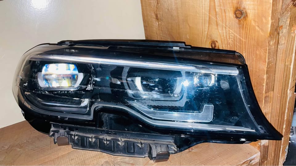 BMW 3 Series G20/G21/G28 headlight 2019/22 - Private Seller BMW 3 Series G20/G21/G28 headlight 2019/22 - Private Seller