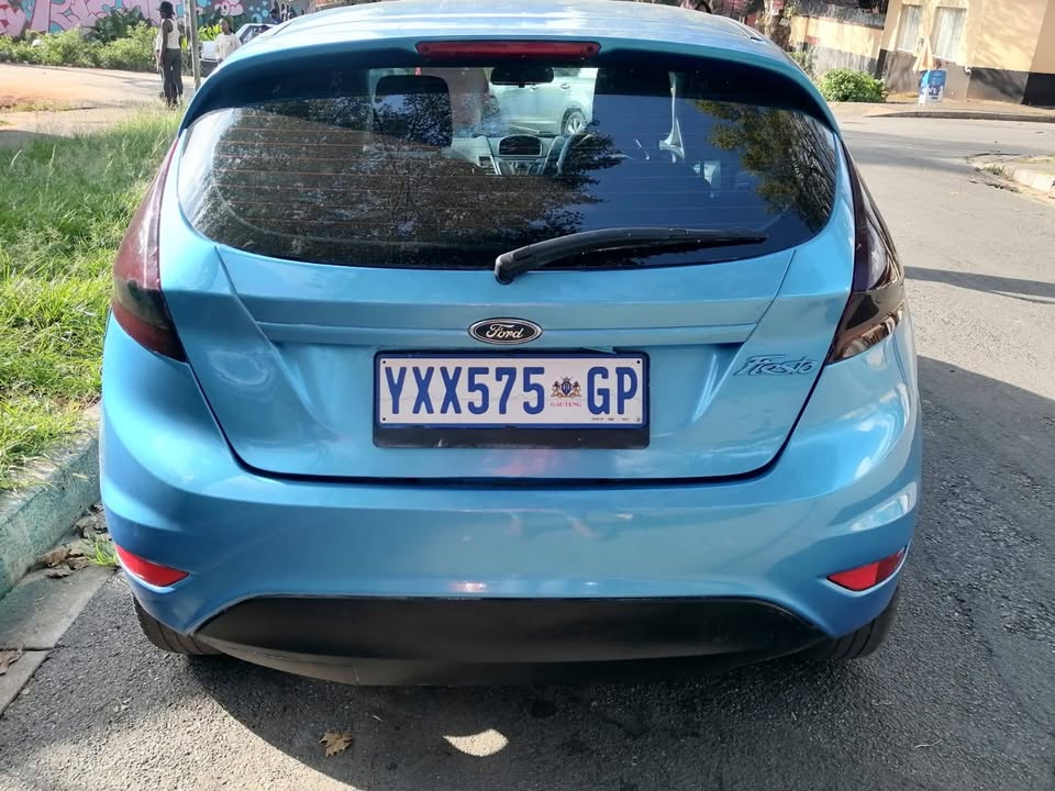 2011 Ford fiesta 1.6