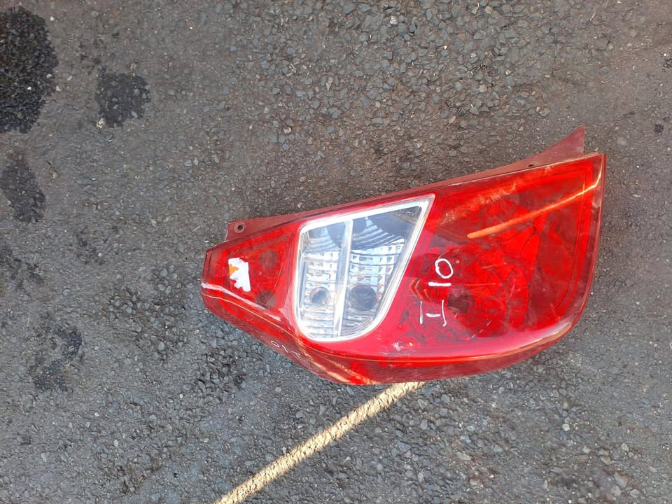 Hyundai i10 Taillight Left Side - Private Seller Hyundai i10 Taillight Left Side - Private Seller