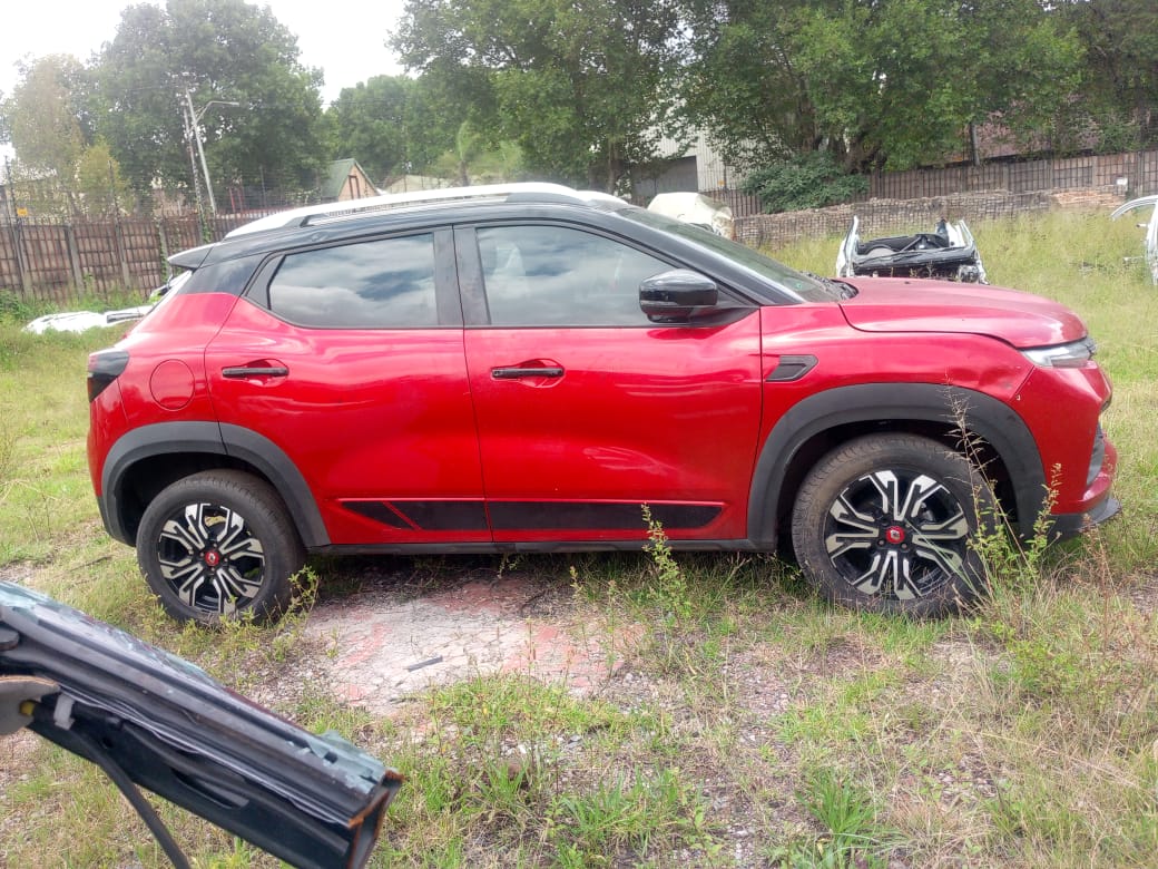 Renault Kiger Stripping - Private Seller Renault Kiger Stripping - Private Seller