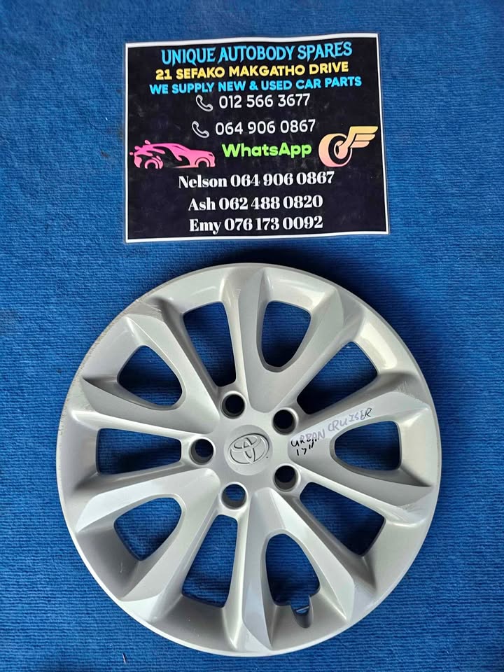 Toyota Urban Cruiser 17\" Wheel Cap