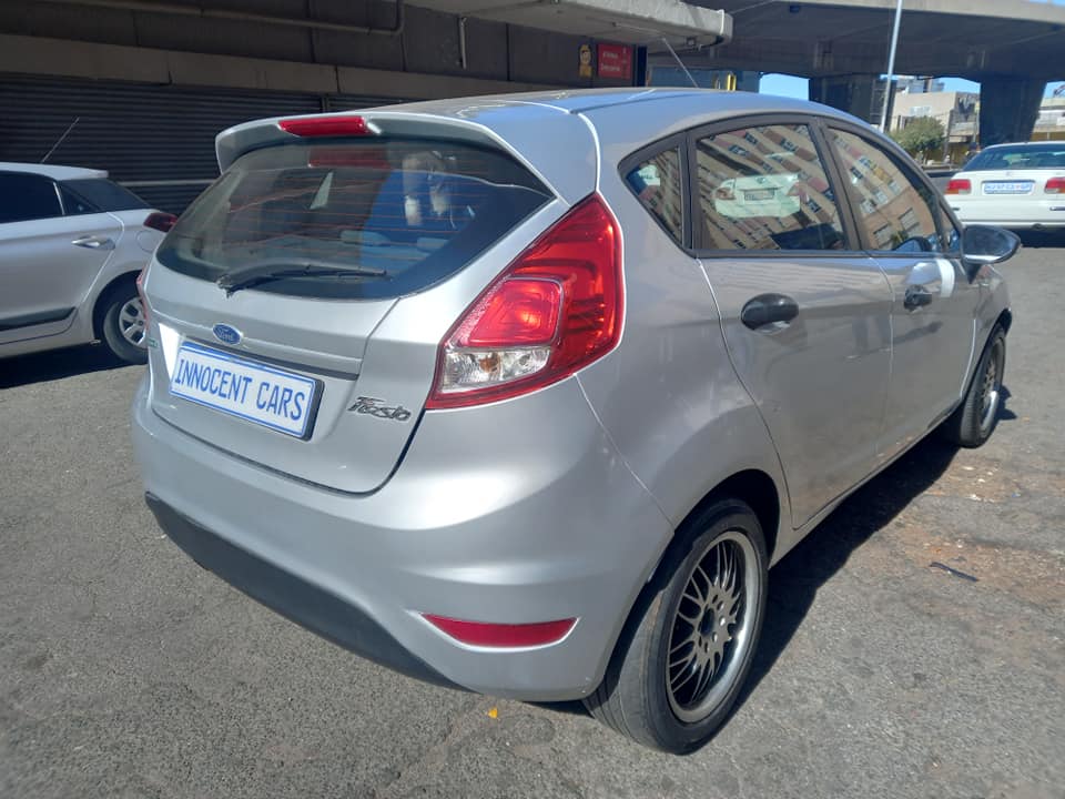 2017 FORD ECOBOOST HATCHBACK 1.0 PETROL, MANUAL, SILVER COLOR, 80000KM