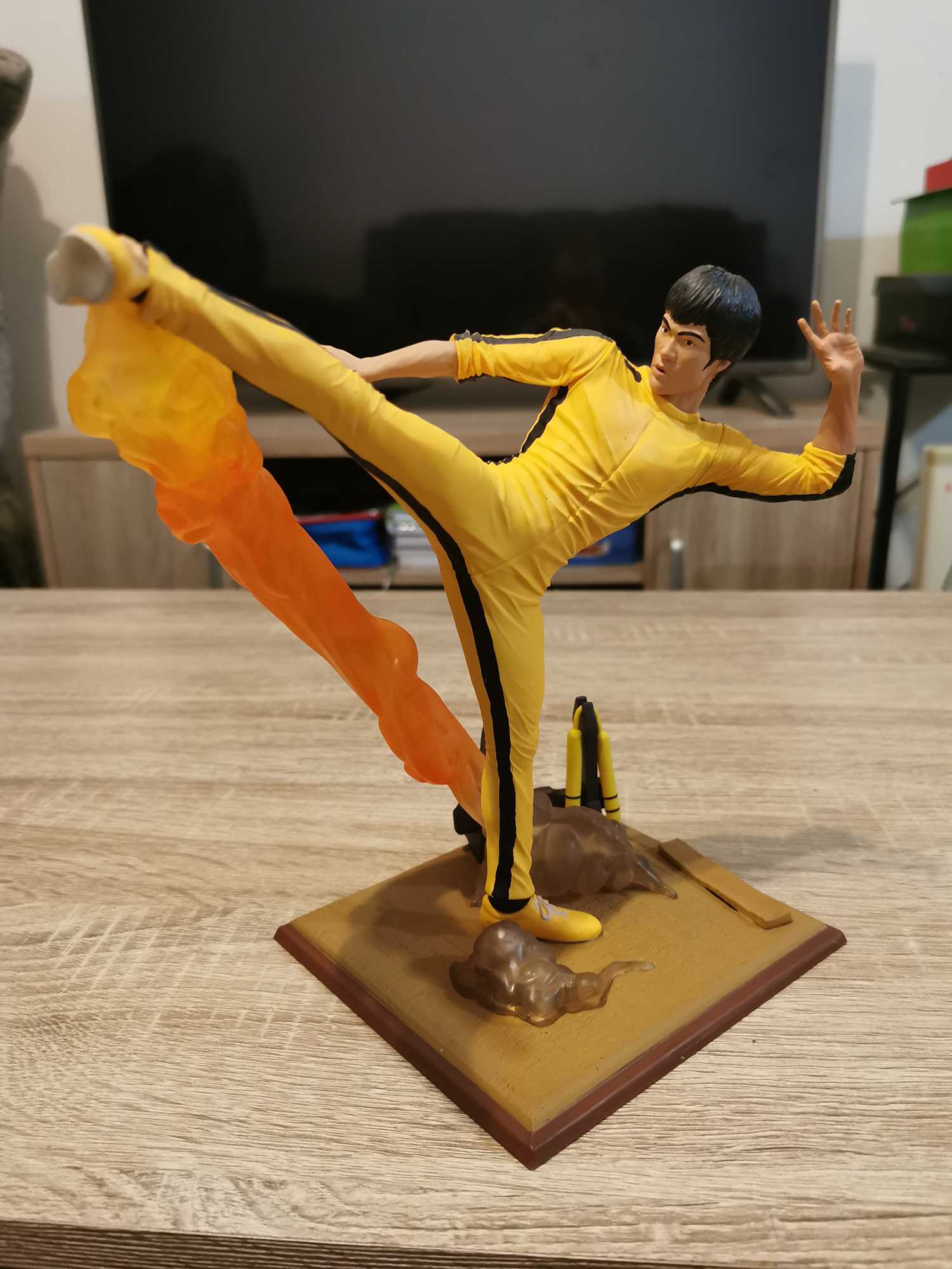 Bruce Lee Gallery Diamond Select Diorama Collectable Figure (Brand New In Box)