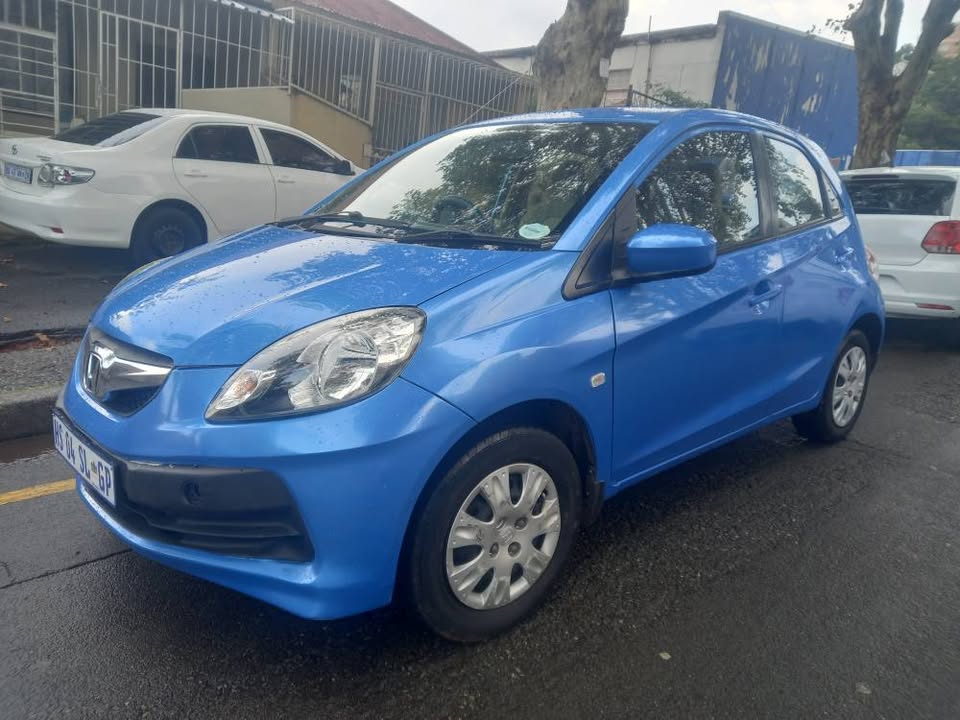 2013 Honda Brio I-Vtec petrol, Manual, Blue, 122000kms