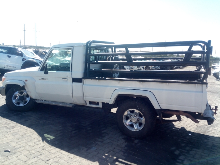 Used 2018 Toyota Land Cruiser 79 4.2D single cab 60th Edition - Private Seller Used 2018 Toyota Land Cruiser 79 4.2D single cab 60th Edition - Private Seller