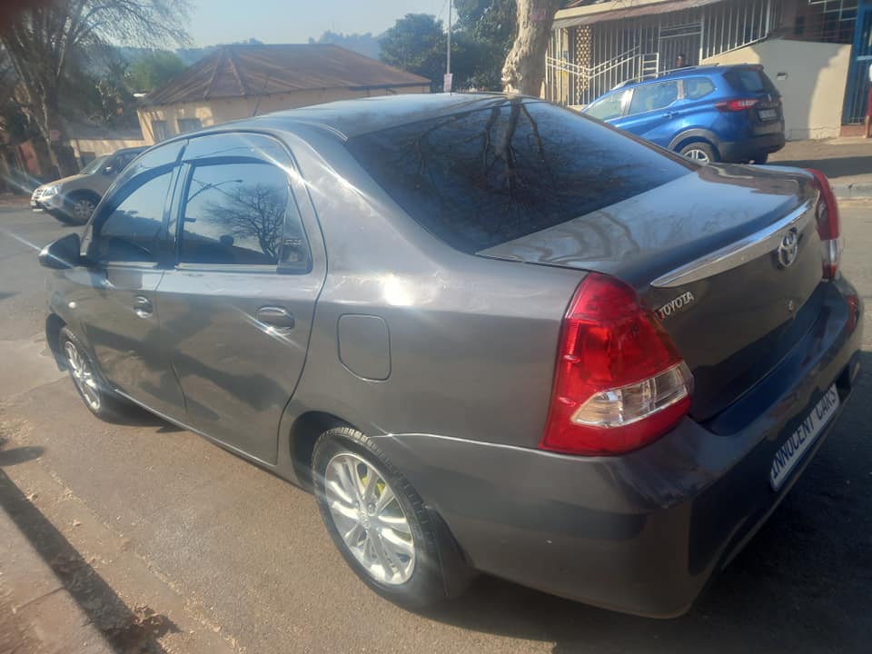 2018 TOYOTA ETIOS SEDAN 1.5 SPRINT PETROL ENGINE, MANUAL, MILEAGE 83000KM, GREY COLOR