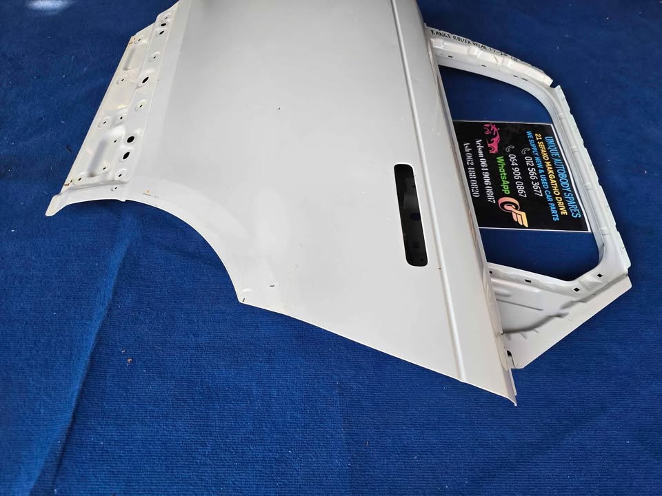 Range Rover Velar Left Rear Door - Private Seller