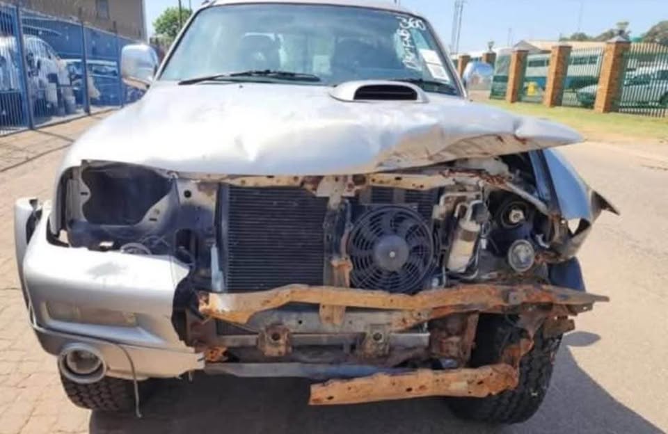 Mitsubishi Colt Double Cab Stripping For Parts