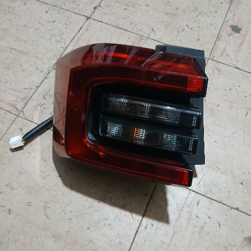 chery tiggo 4 taillight - Private Seller chery tiggo 4 taillight - Private Seller