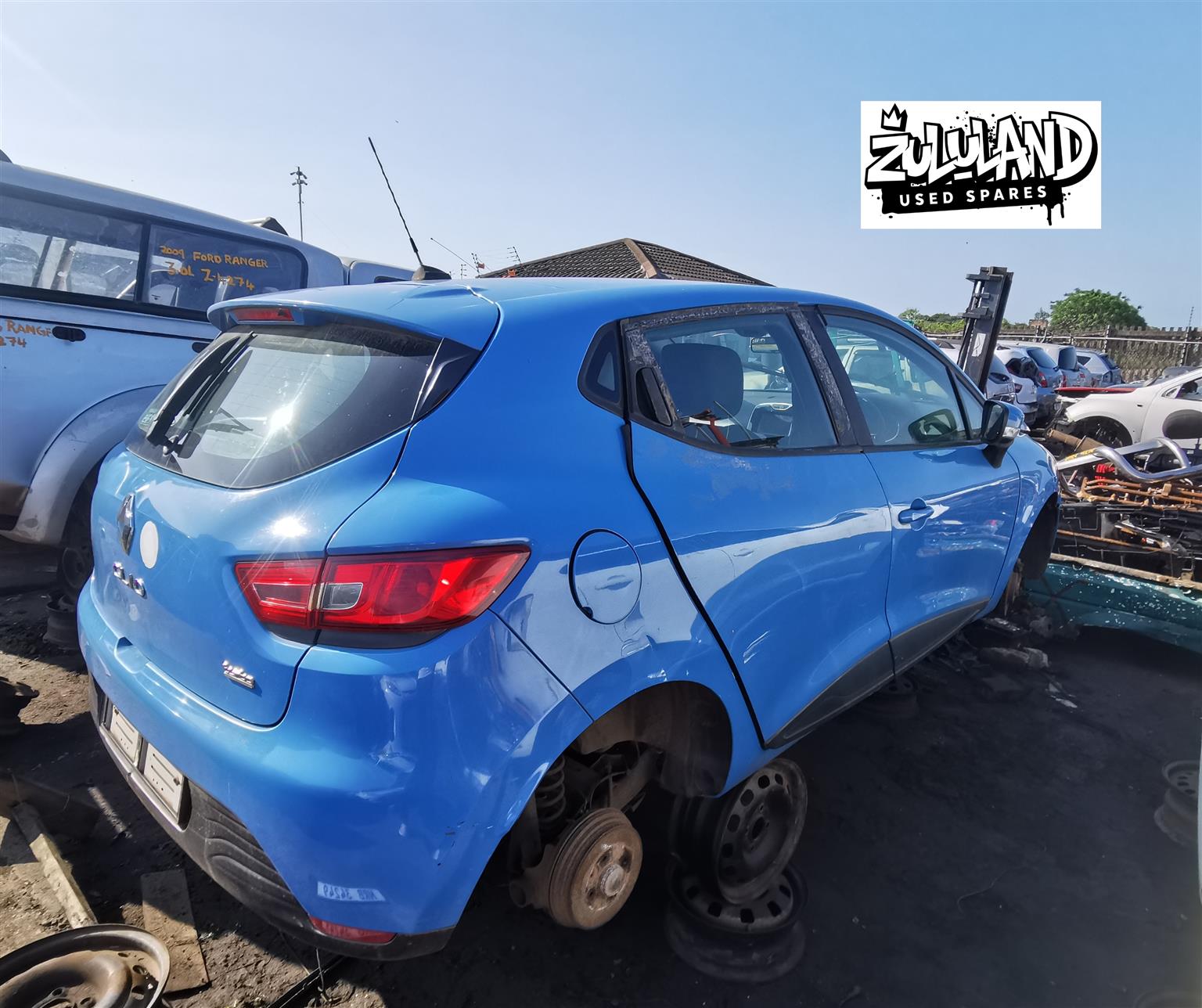 2015 Clio IV - Stripping for Spares