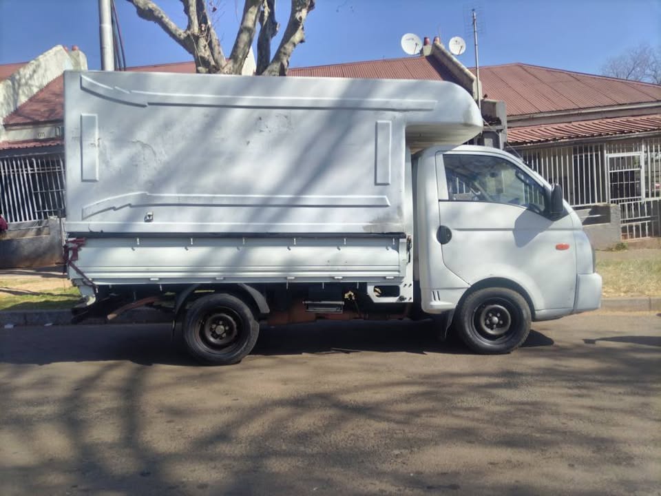 2014 Hyundai H100 2.6
