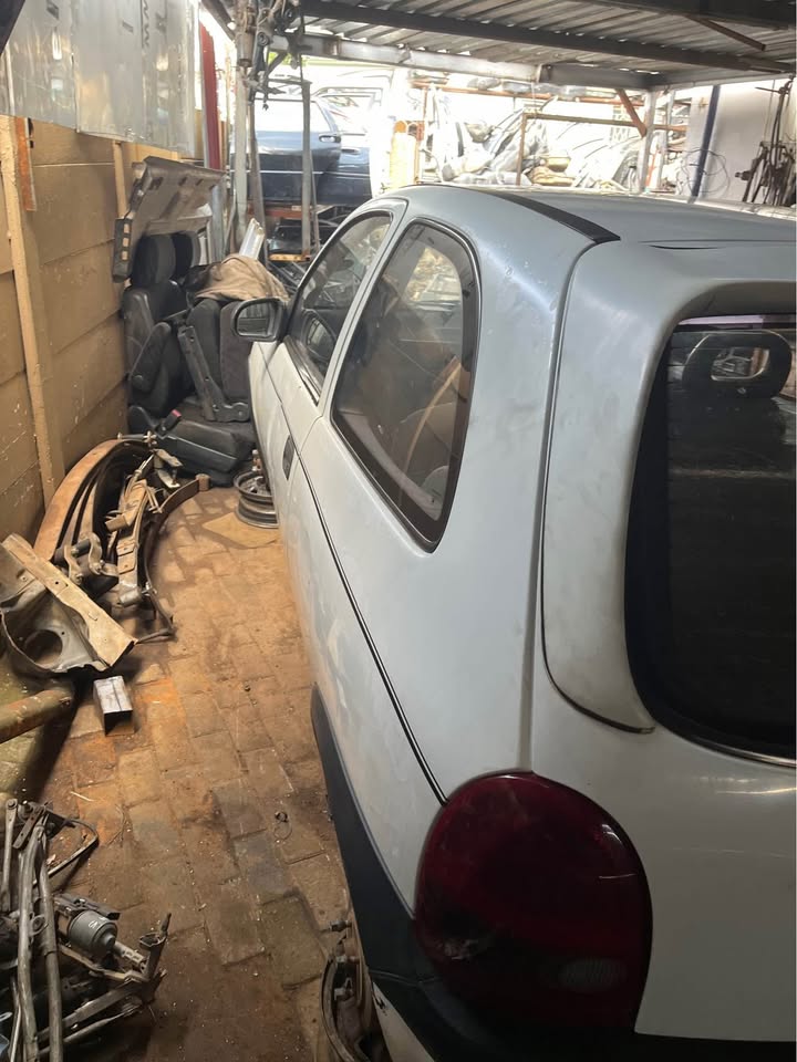 Corsa lite stripping for parts - Private Seller Corsa lite stripping for parts - Private Seller