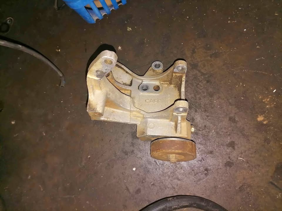 Chana Benni engine bracket - Private Seller Chana Benni engine bracket - Private Seller