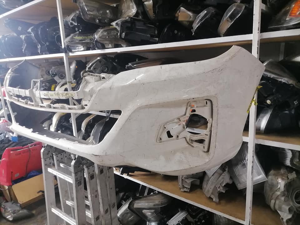Toyota Hilux GD6 white bumper DM or contact number in the description for assistance. - Private Seller Toyota Hilux GD6 white bumper DM or contact number in the description for assistance. - Private Seller