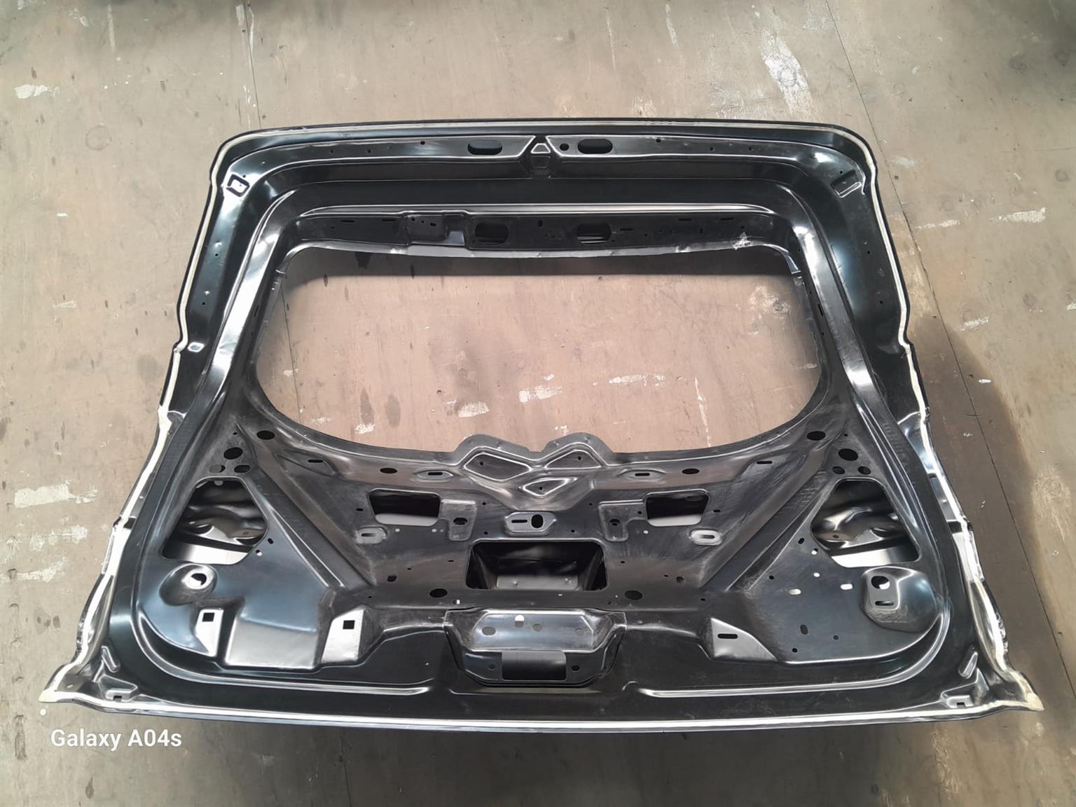 FORD KUGA 2012 REAR TAILGATE FOR SALE - Private Seller FORD KUGA 2012 REAR TAILGATE FOR SALE - Private Seller