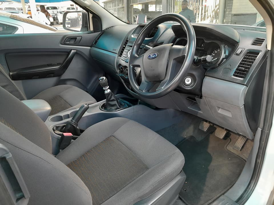 2014  FORD RANGER 2.2 6SPEED 4X2 CLUB CAB MANUAL