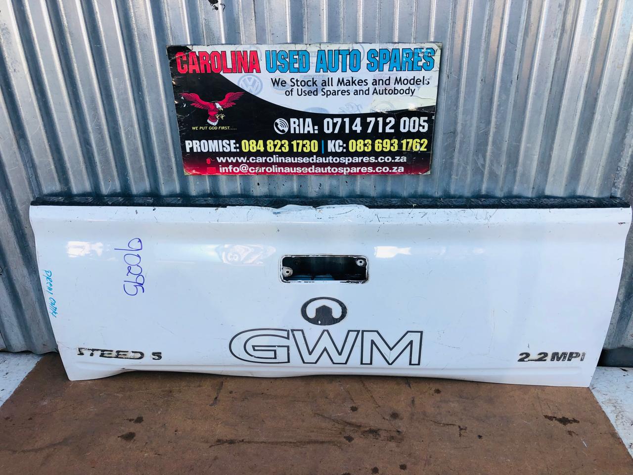 GWM Steed 5 tailgate (using center handle) - Private Seller GWM Steed 5 tailgate (using center handle) - Private Seller