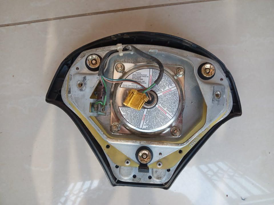 Audi A3 Model 2001 Steering Wheel Airbag - Private Seller Audi A3 Model 2001 Steering Wheel Airbag - Private Seller