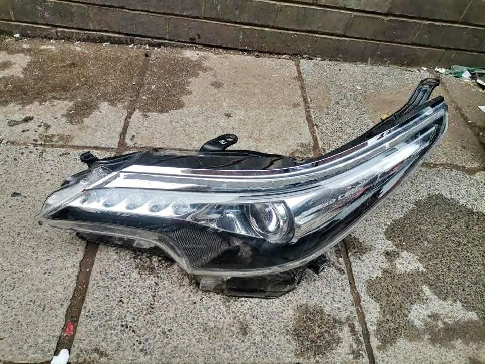 Gd6 Toyota Fortuner Headlight LED Left Side. Bumper & Auto Parts. - Private Seller