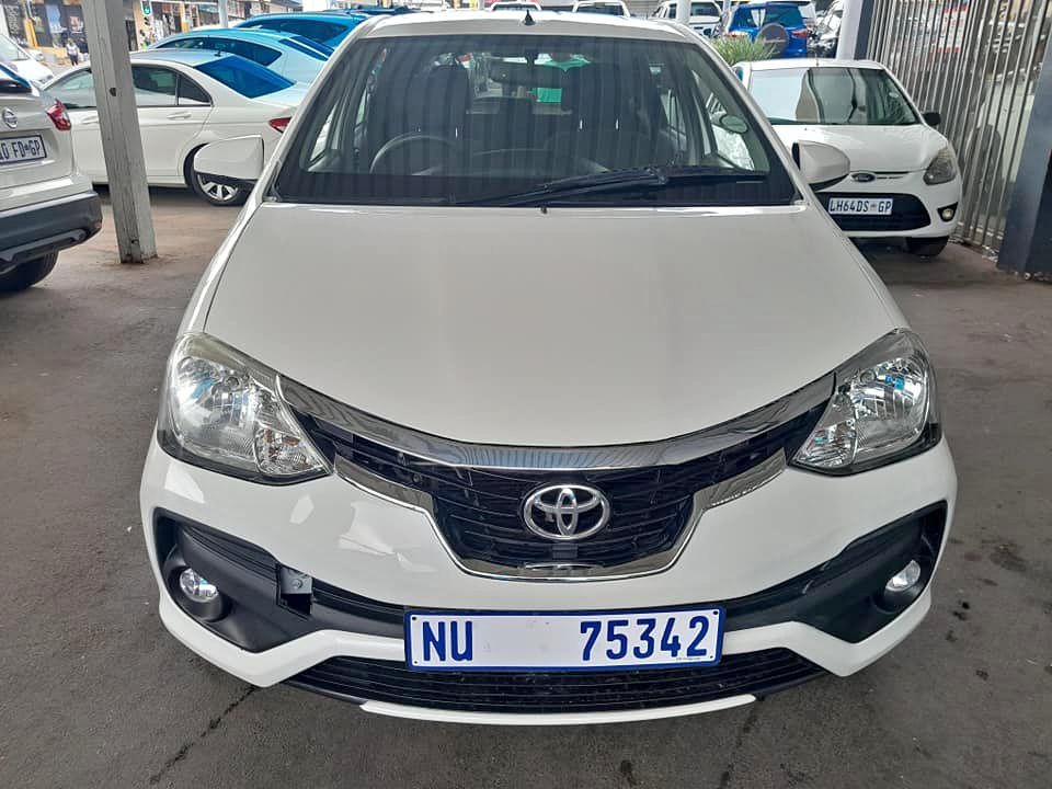 2017 TOYOTA ETIOS 1.5 MANUAL 2017 TOYOTA ETIOS 1.5 MANUAL