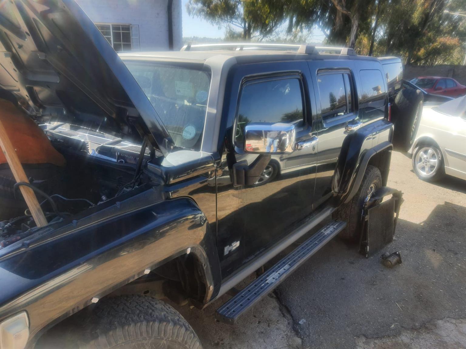 Hummer h3 stripping for parts