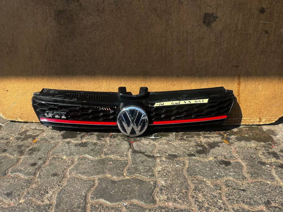 Volkswagen Golf 7.5 GTI grill - Private Seller Volkswagen Golf 7.5 GTI grill - Private Seller