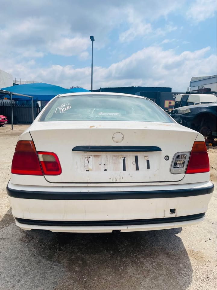 BMW 318 e46 for strip M43 engine - Private Seller BMW 318 e46 for strip M43 engine - Private Seller