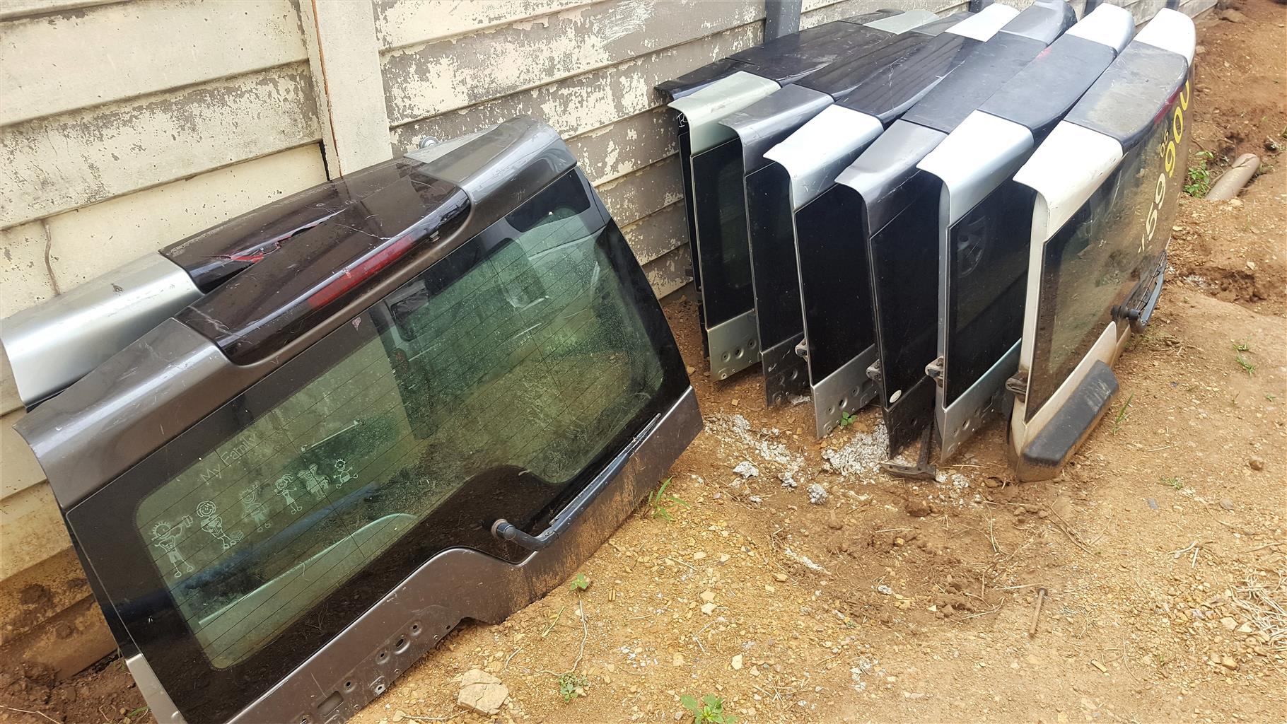 Upper Tail Doors for Land Rover Discovery 3/4 for sale | Auto EZI