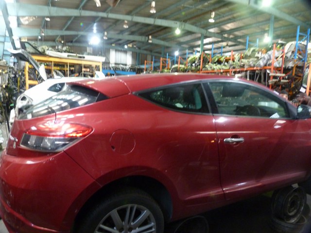 Stripping for spares Renault Megane 3 2013 2 door - Private Seller Stripping for spares Renault Megane 3 2013 2 door - Private Seller