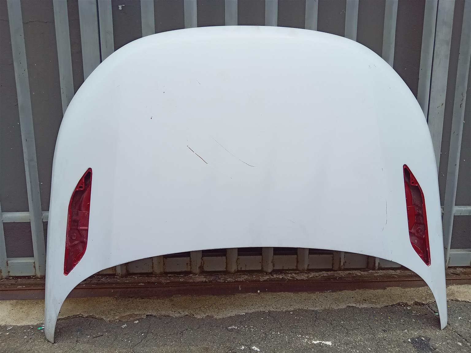 2022 Range Rover Evoque Bonnet - Private Seller 2022 Range Rover Evoque Bonnet - Private Seller