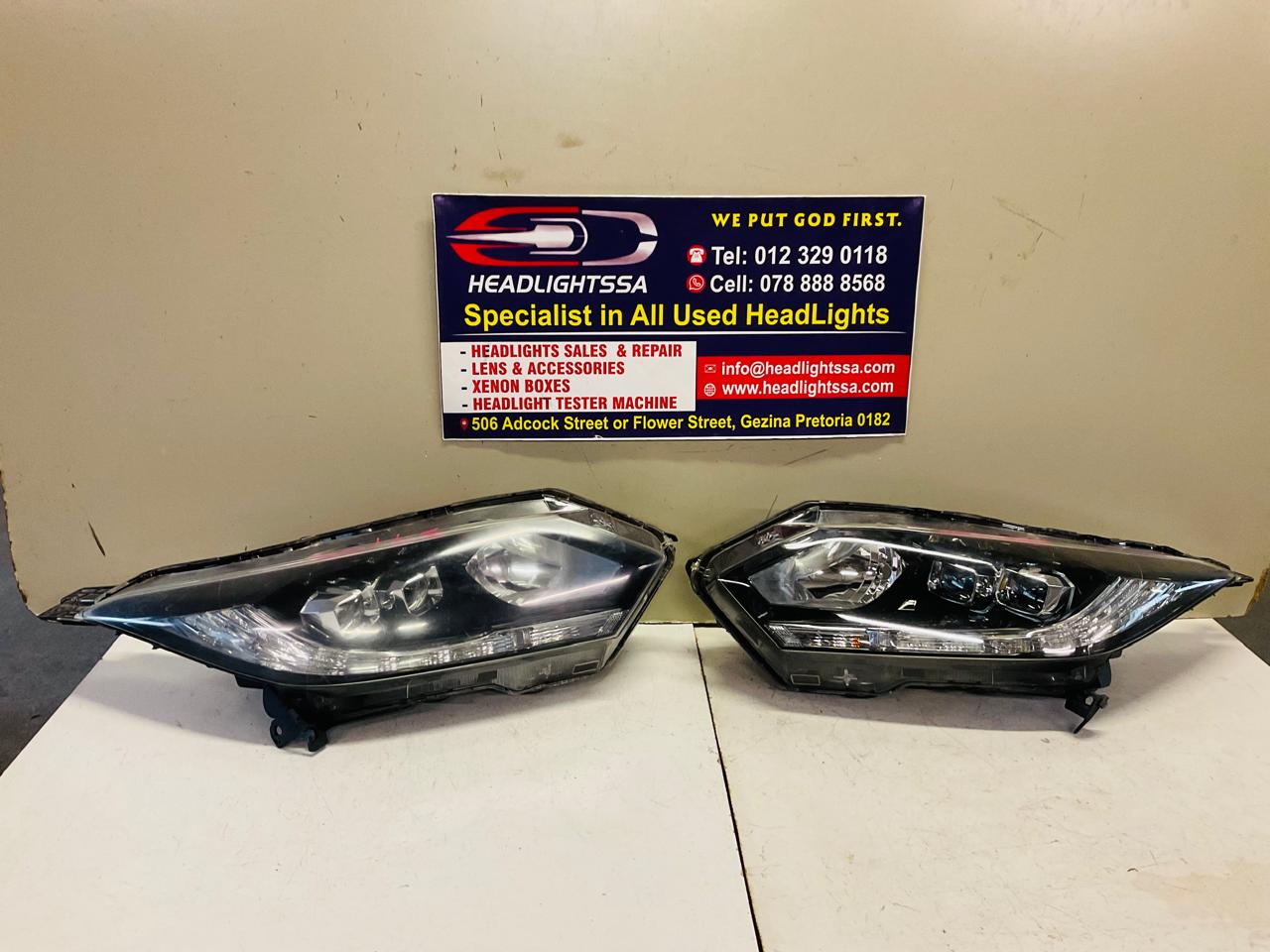 Honda HR-V left and right side LED double beam headlights - Private Seller Honda HR-V left and right side LED double beam headlights - Private Seller