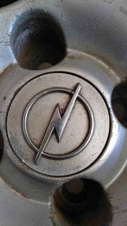 Opel center cap for sale - Private Seller Opel center cap for sale - Private Seller