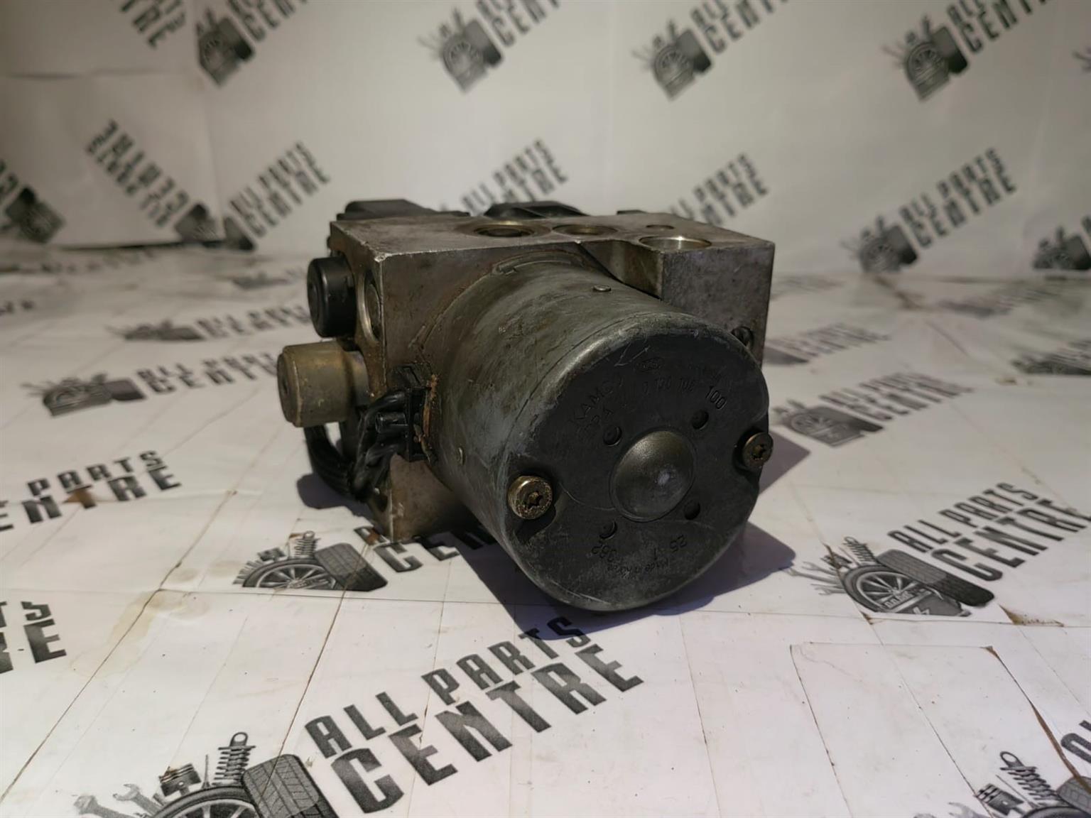Nissan Np300 Hardbody ZD30 ABS pump for sale – Used