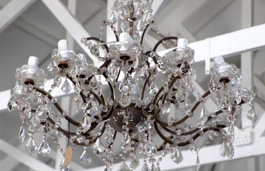 Antique crystal chandeliers Antique crystal chandeliers
