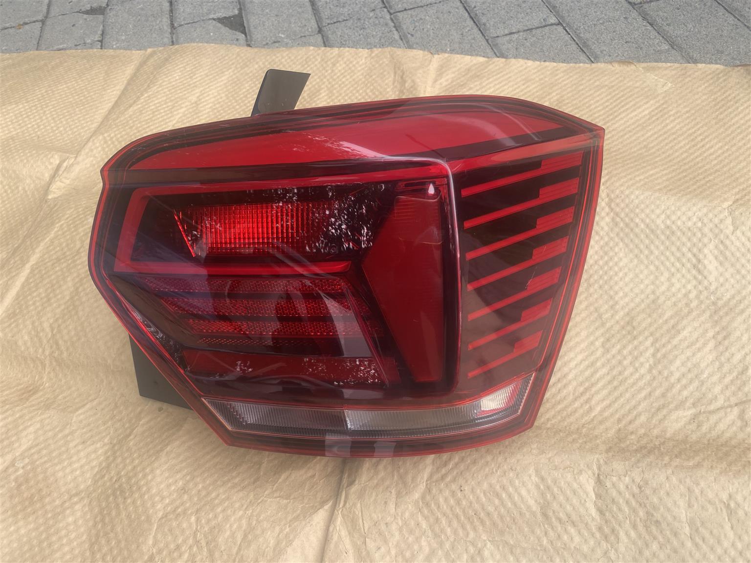2020 VW POLO 8 TAIL LIGHT RIGHT SIDE FOR SALE. OEM IN PRISTINE CONDITION
